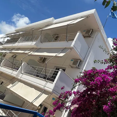 بيت ضيافة Petro ديرمي