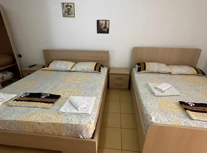 بيت ضيافة Petro ديرمي